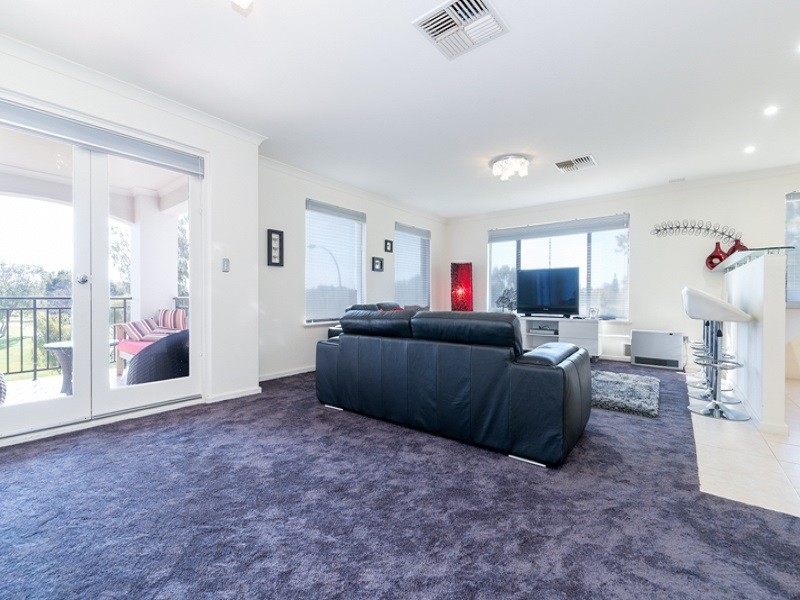 14 Lyttleton Street, Rockingham WA 6168