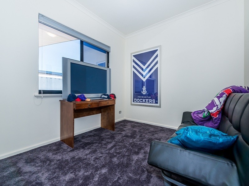 14 Lyttleton Street, Rockingham WA 6168