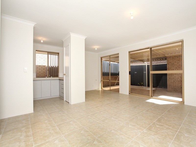 5/96 Simpson Avenue, Rockingham WA 6168