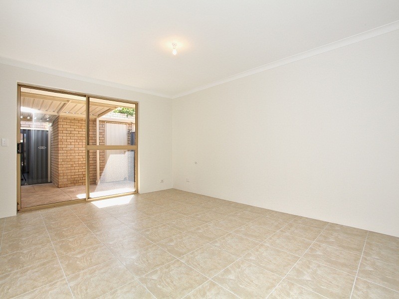 5/96 Simpson Avenue, Rockingham WA 6168