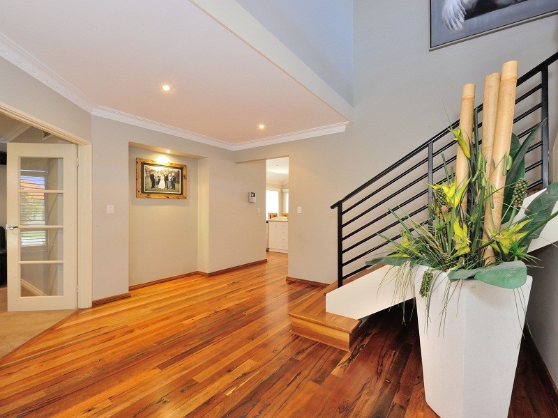 13 Lowlands Crescent, Secret Harbour WA 6173