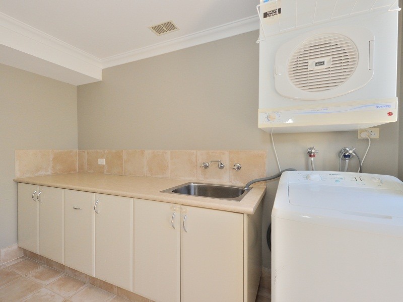 13 Lowlands Crescent, Secret Harbour WA 6173