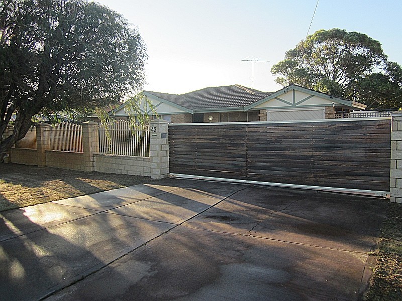 43 Kurrajong Road, Safety Bay WA 6169