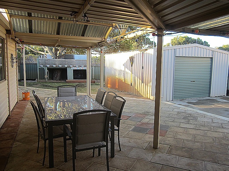43 Kurrajong Road, Safety Bay WA 6169