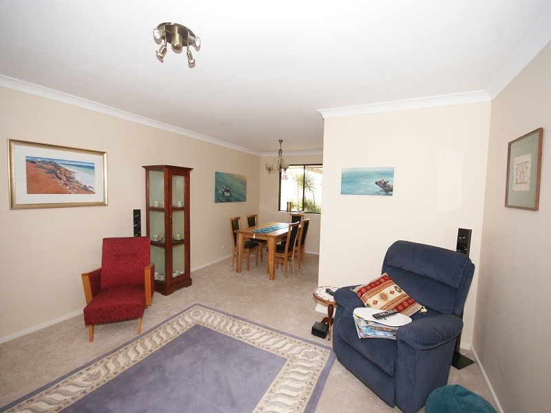 14 Ecclestone Street, Warnbro WA 6169