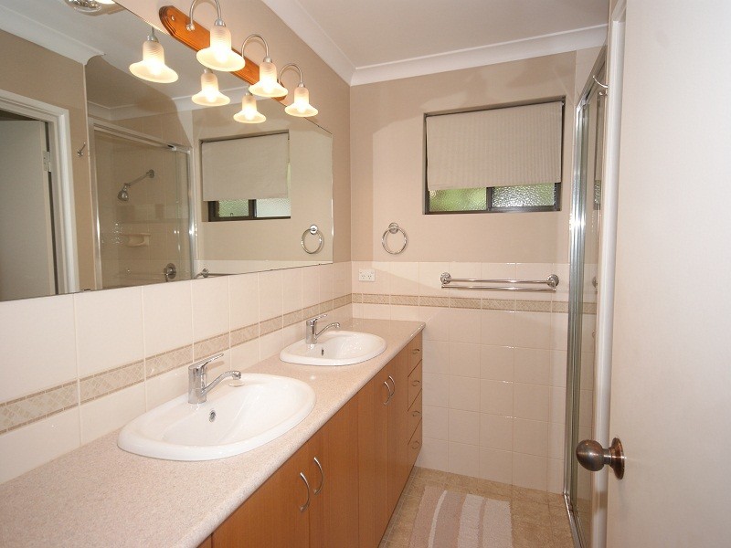 14 Ecclestone Street, Warnbro WA 6169