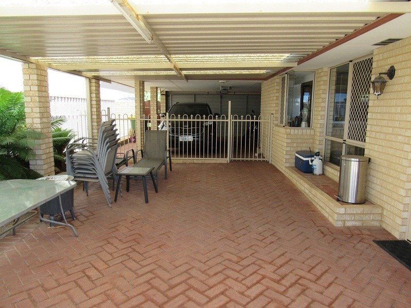 12 Alicante Mews, Secret Harbour WA 6173