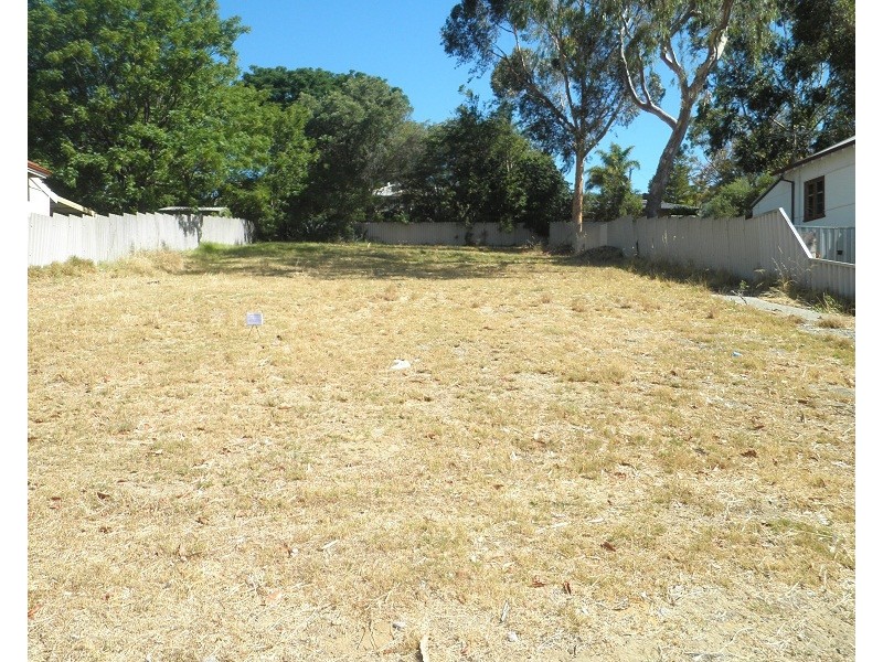 19 Grover Way, Medina WA 6167