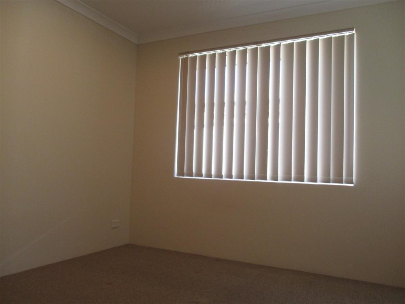 10 Yellowtail Road, Shoalwater WA 6169