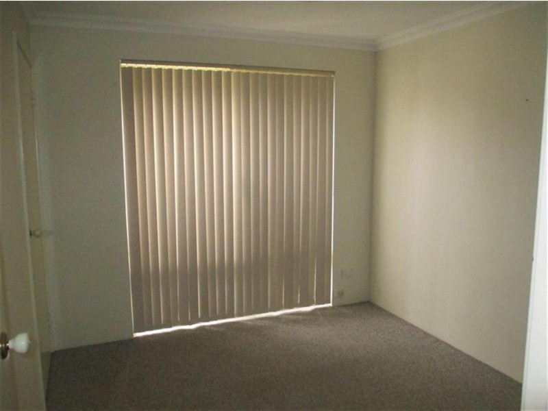 80 Fisher Street, Rockingham WA 6168