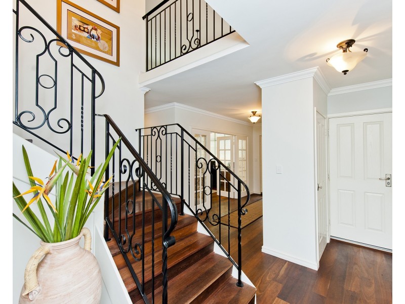 2 Hassars Road, Secret Harbour WA 6173