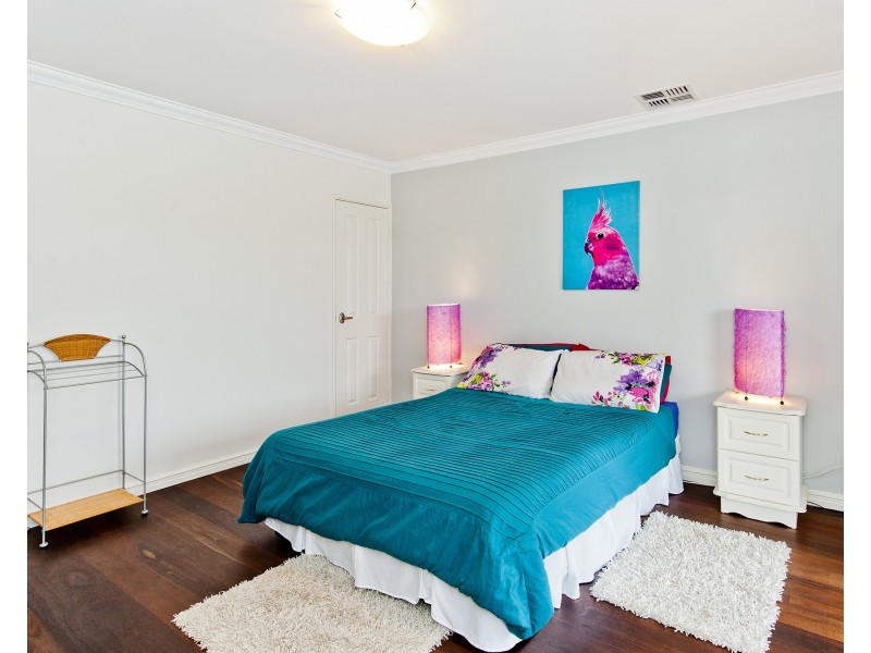 2 Hassars Road, Secret Harbour WA 6173