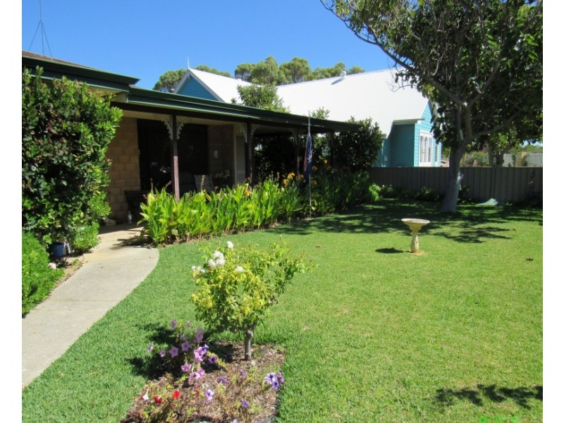 3 First Avenue, Shoalwater WA 6169