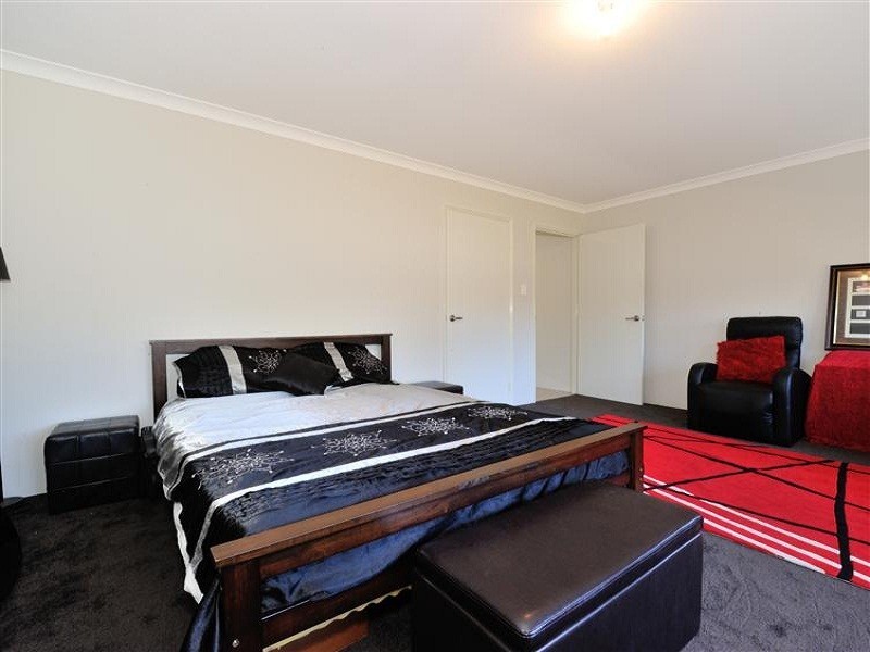 2/19 Malibu Road, Safety Bay WA 6169