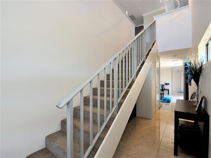 2/19 Malibu Road, Safety Bay WA 6169