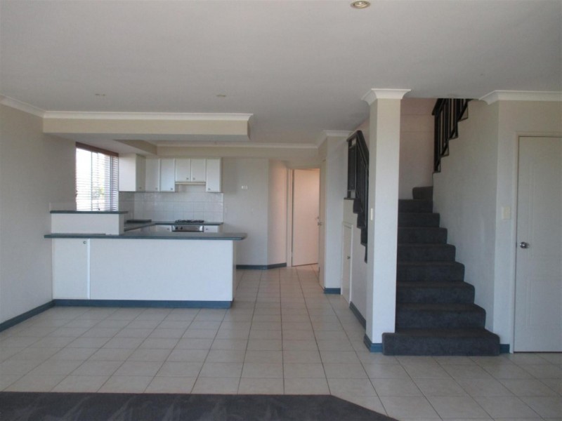 190 Arcadia Drive, Shoalwater WA 6169