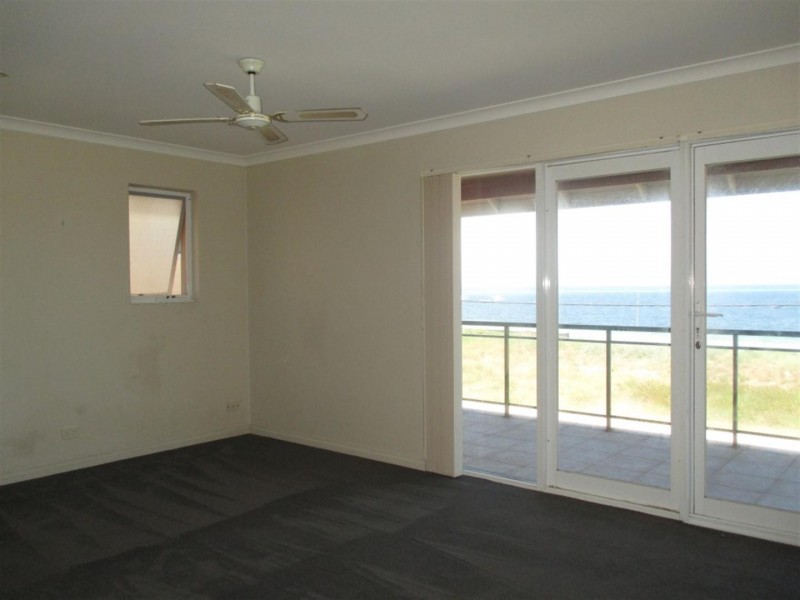 190 Arcadia Drive, Shoalwater WA 6169