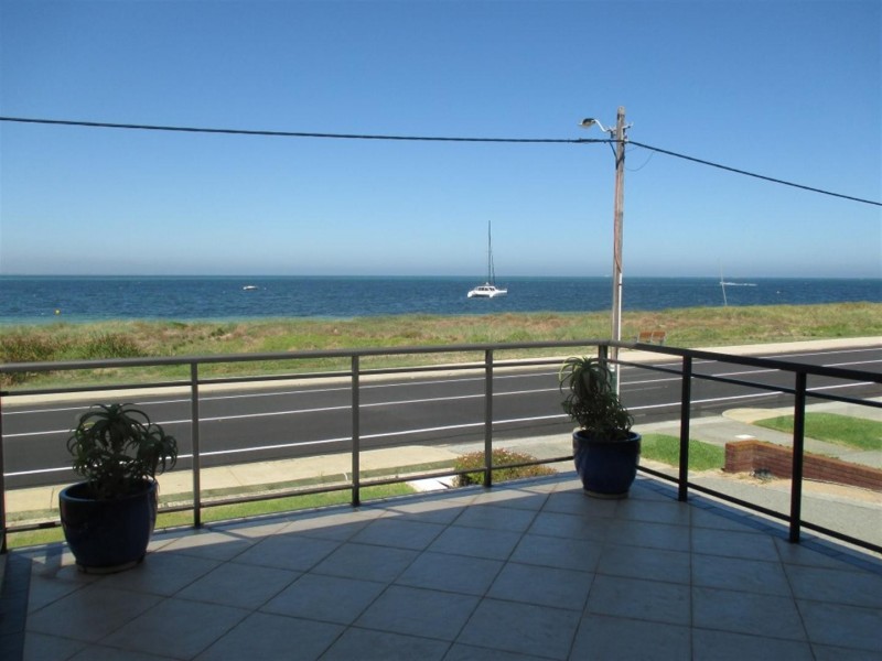 190 Arcadia Drive, Shoalwater WA 6169