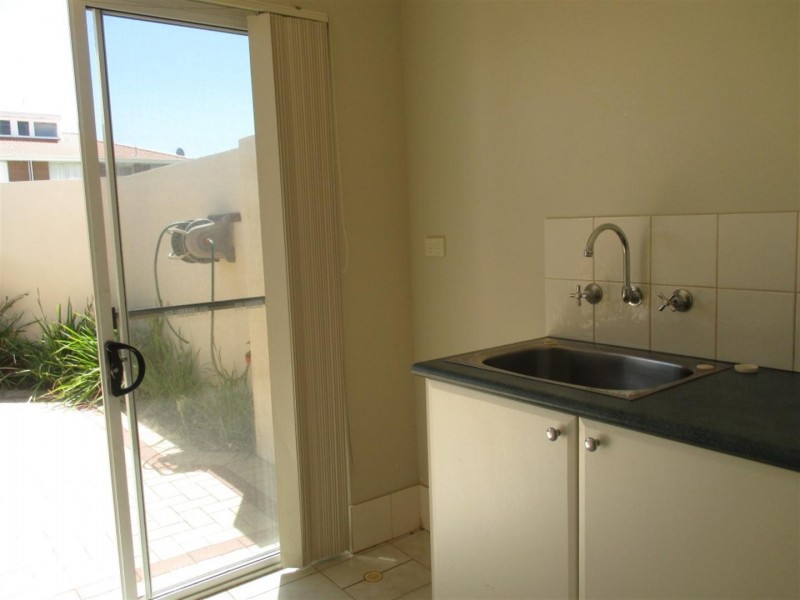 190 Arcadia Drive, Shoalwater WA 6169