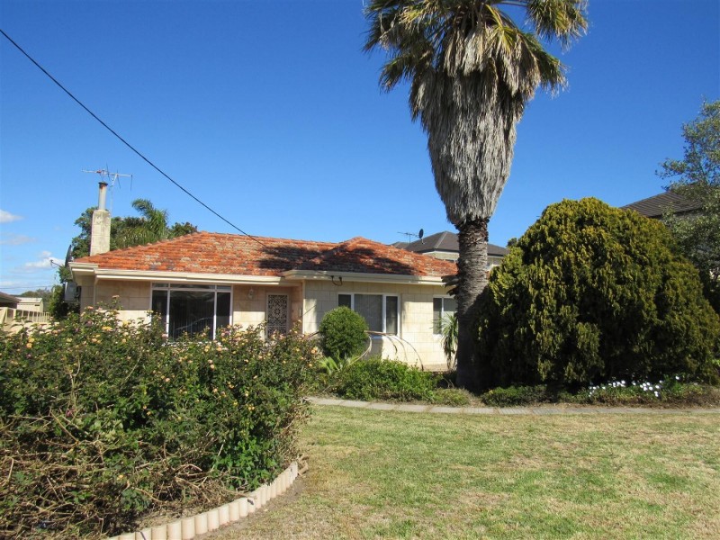 47 Smythe Street, Rockingham WA 6168
