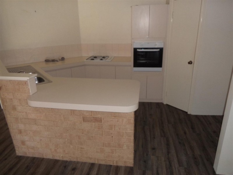 5 Summerhill Place, Warnbro WA 6169