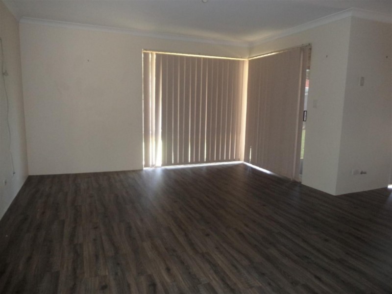 5 Summerhill Place, Warnbro WA 6169