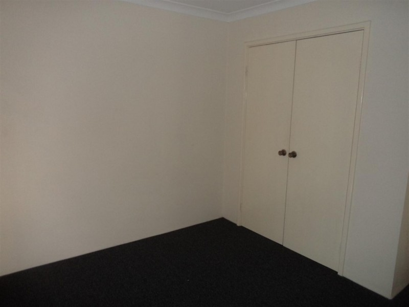 5 Summerhill Place, Warnbro WA 6169