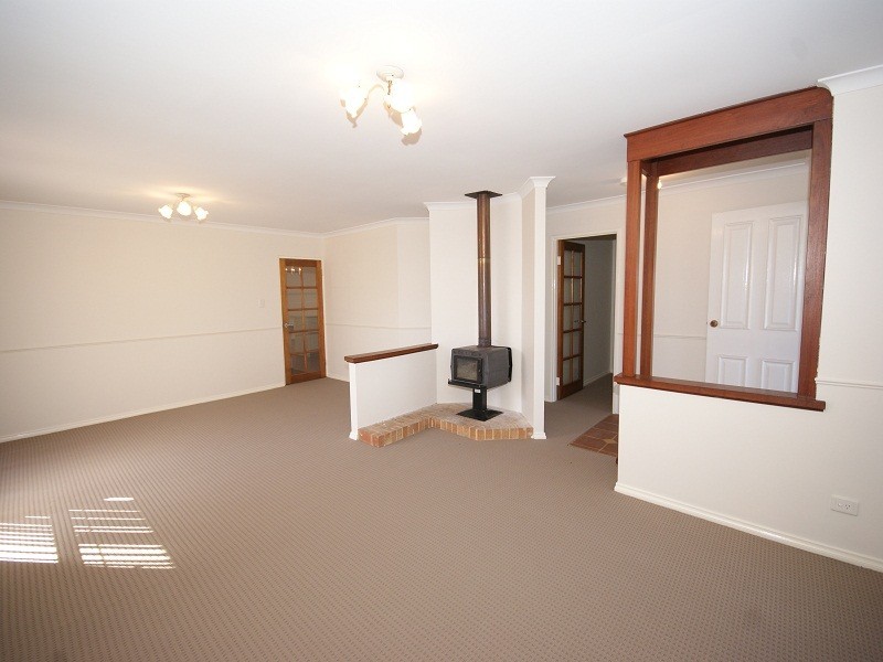 12 Ryde Close, Warnbro WA 6169