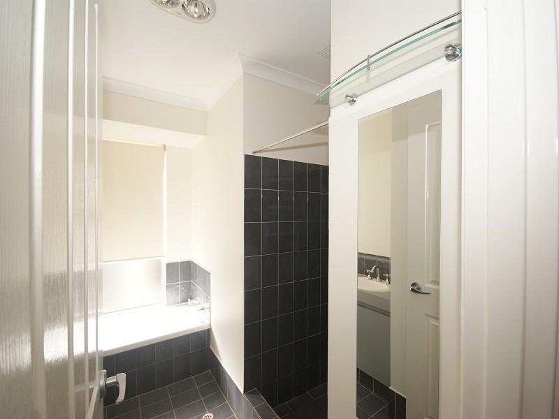 12 Ryde Close, Warnbro WA 6169