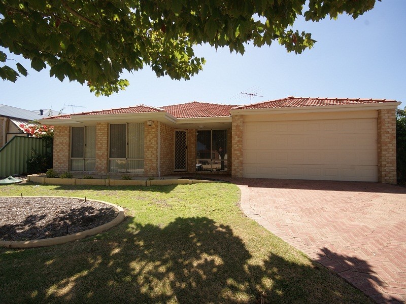 45 San Sebastian Boulevard, Port Kennedy WA 6172