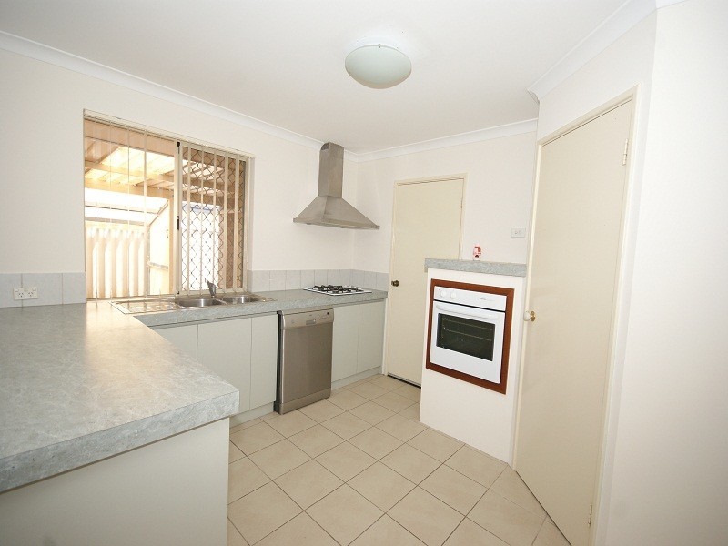 45 San Sebastian Boulevard, Port Kennedy WA 6172