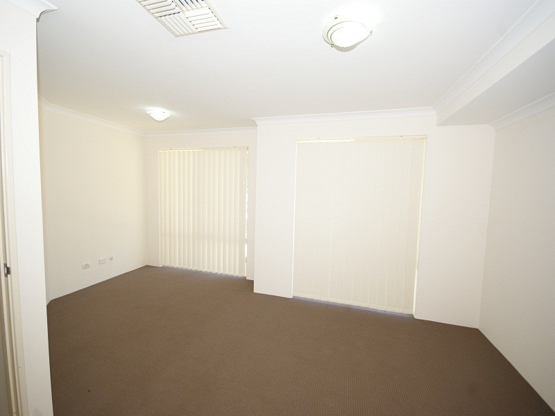 45 San Sebastian Boulevard, Port Kennedy WA 6172