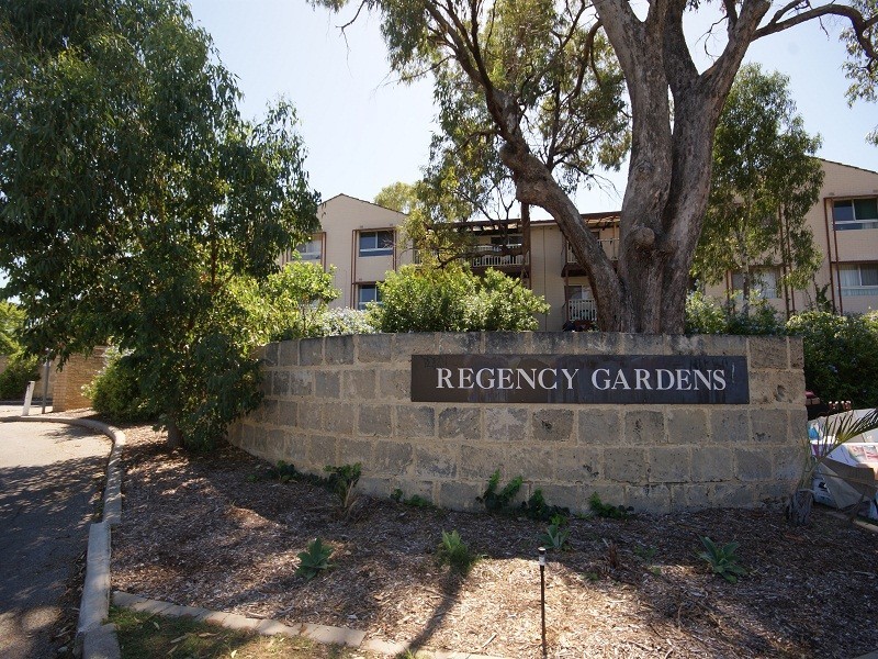 8/15 Pudney Place, Orelia WA 6167