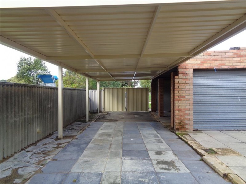 20 Leisure Way, Safety Bay WA 6169