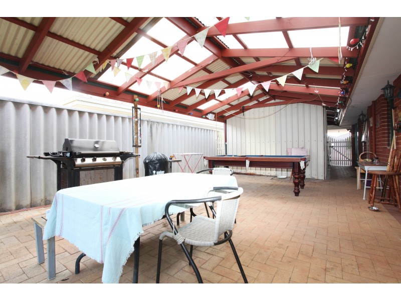 15 Jaywick Close, Safety Bay WA 6169