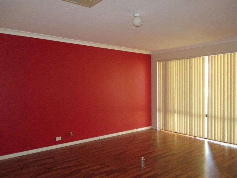 15 Merida Loop, Port Kennedy WA 6172