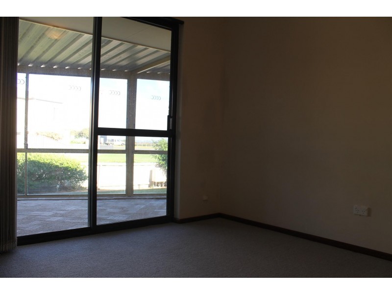 195A Rockingham Beach Road, Rockingham WA 6168