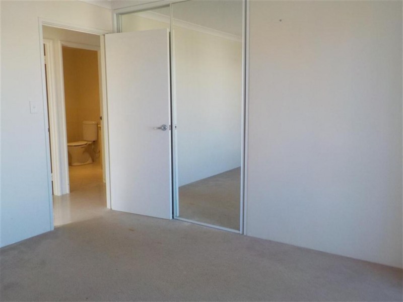 45 Boyle Avenue, Rockingham WA 6168