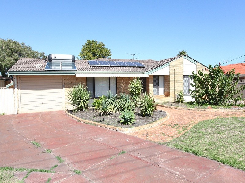 6 Jubilee Drive, Waikiki WA 6169