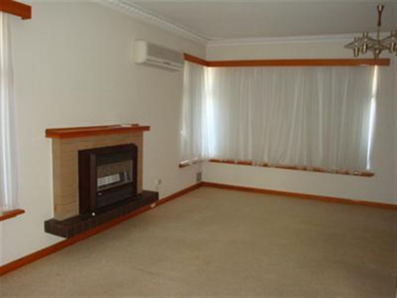14 Dolphin Road, Safety Bay WA 6169