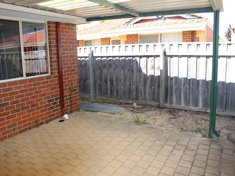 2/25 Penang Loop, Warnbro WA 6169