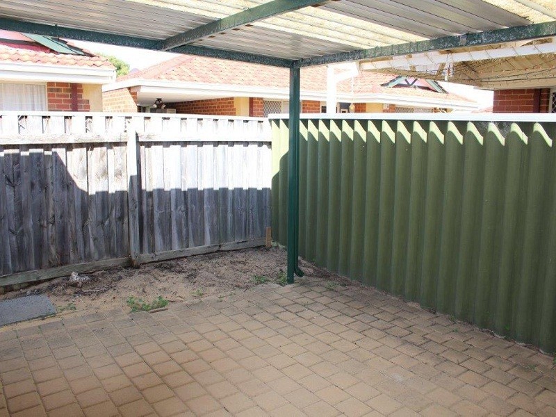 2/25 Penang Loop, Warnbro WA 6169