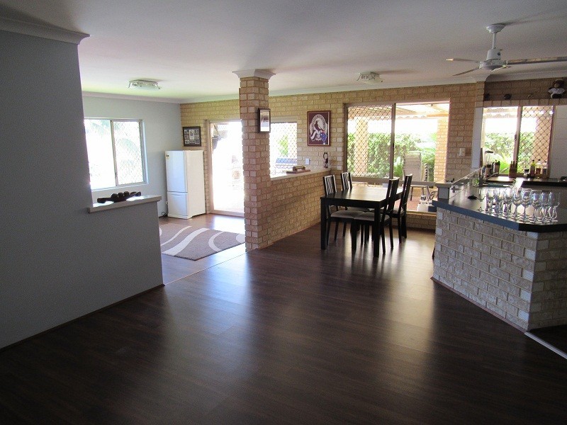 12  Alicante Mews, Secret Harbour WA 6173