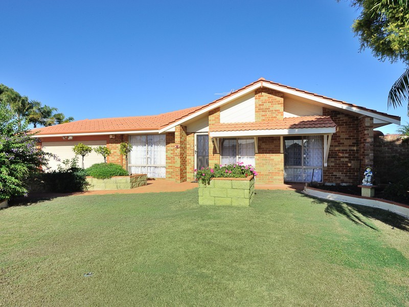 6  Portsea Place, Cooloongup WA 6168