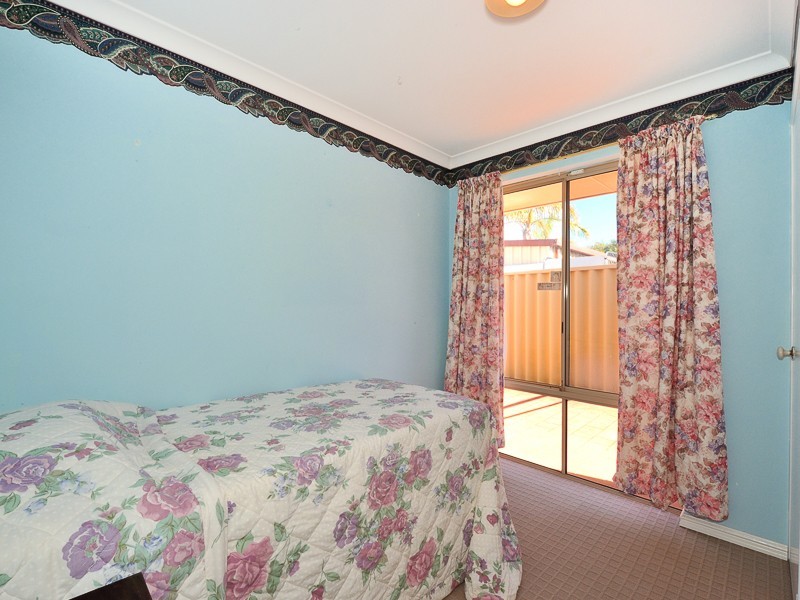 6  Portsea Place, Cooloongup WA 6168