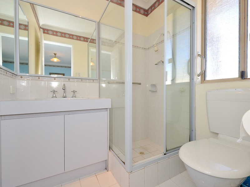 6  Portsea Place, Cooloongup WA 6168