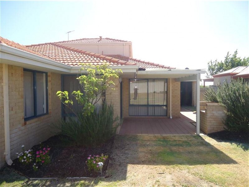 22 Morfontaine Parade, Port Kennedy WA 6172