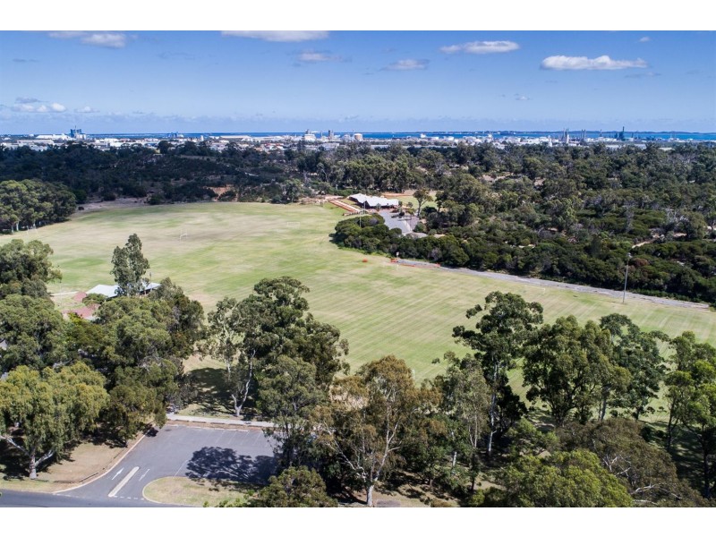 39 Atkinson Road, Medina WA 6167