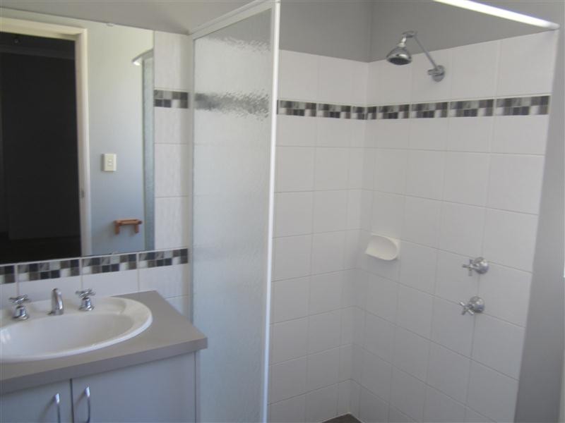 13 Noosa Drive, Secret Harbour WA 6173