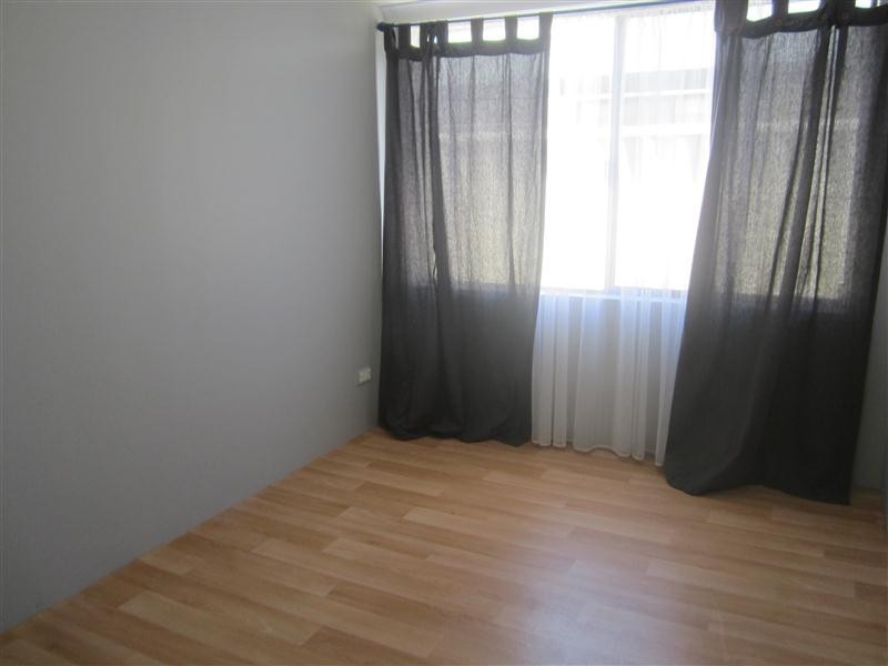 13 Noosa Drive, Secret Harbour WA 6173